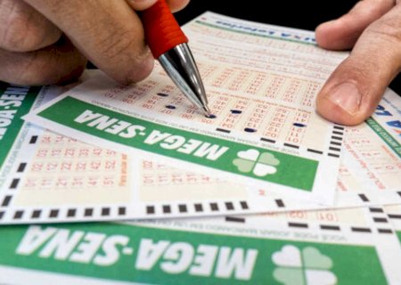 Nenhum apostador acerta e Mega-Sena acumula em R$ 75 milhões