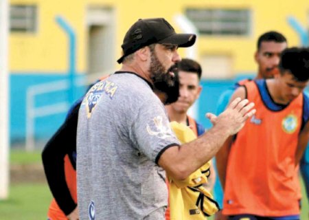 Derrotado no 1&ordm; jogo, Costa Rica amarga sequência sem vitórias