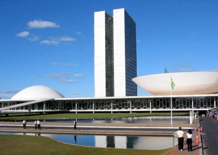Senado arquiva PEC contra o aborto de forma definitiva