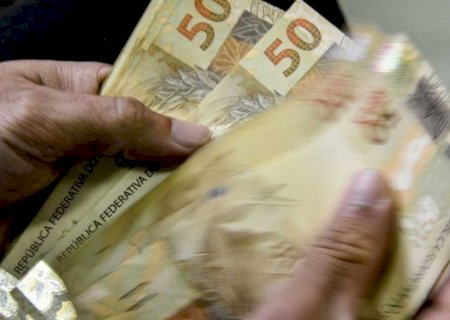 Mais 1,4 mi de pessoas poderão sacar abono salarial a partir de abril