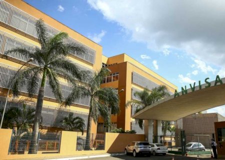Anvisa flexibiliza uso de máscaras em hospitais