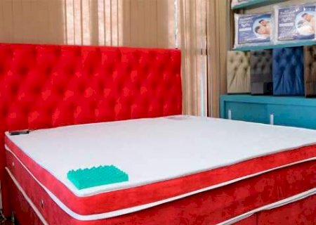 Tenha a melhor noite da vida em um colch&atilde;o com massagem de R$ 3.999 por R$ 1.390