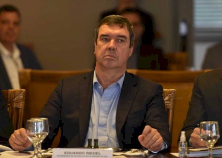 Governador de MS diz que reforma tributária deve cuidar de incentivos fiscais para as indústrias