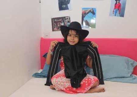 Crian&ccedil;a troca festinha de anivers&aacute;rio por roupa e show de Ana Castela