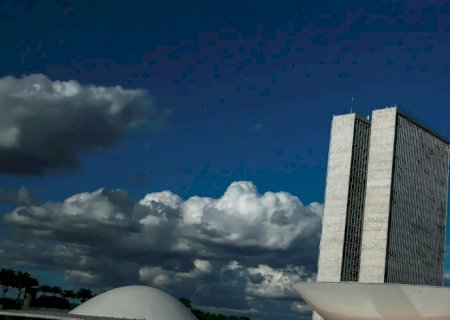 Em votação simbólica, Congresso aprova LDO 2025