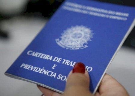 Trabalhadores podem resgatar R$ 26 bilhões esquecidos do PIS/Pasep; veja como acessar