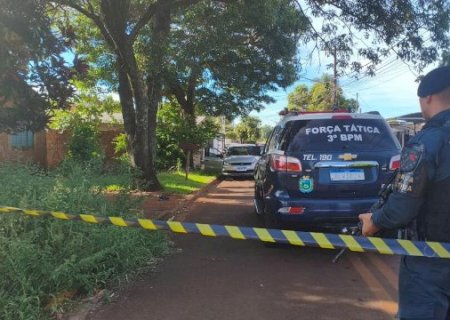 Tr&ecirc;s dos suspeitos feridos em confronto com PM recebem alta