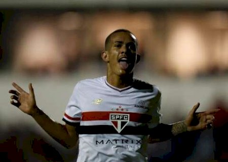 Campo-grandense Djhordney marca, S&atilde;o Paulo vence Botafogo e vai &agrave; semi