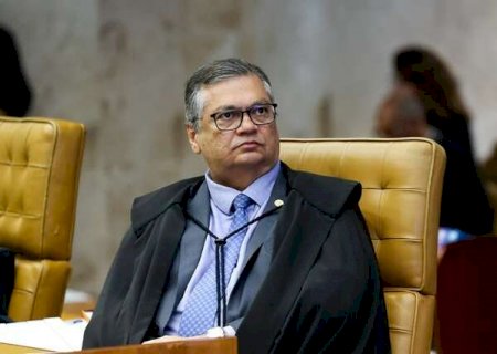 Penduricalhos ilegais que geram supersal&aacute;rios podem chegar ao fim