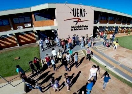 UEMS abre edital para projetos de ensino com 48 bolsas na gradua&ccedil;&atilde;o