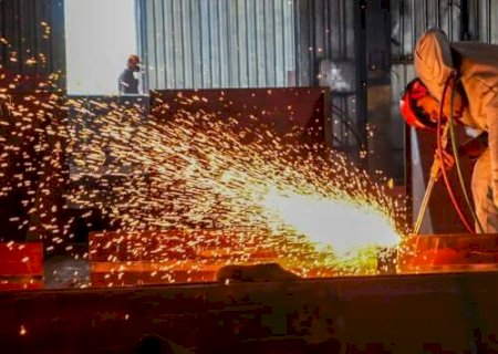 Ind&uacute;stria reage no pa&iacute;s e MS aparece entre os destaques de crescimento