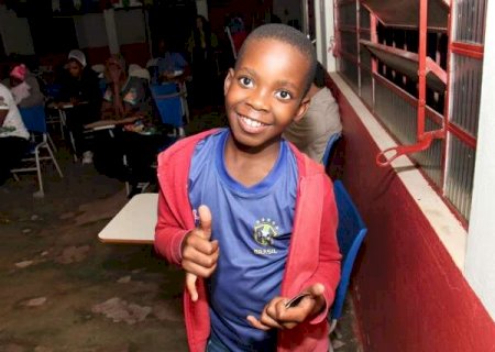 J&aacute; esperando elimina&ccedil;&atilde;o, sa&iacute;da para haitianos &eacute; torcer pelo Brasil na 2&ordf; fase