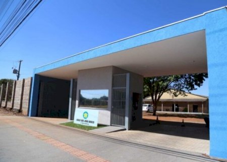 Ladr&atilde;o aproveita port&atilde;o aberto e furta equipamentos de dentro de asilo