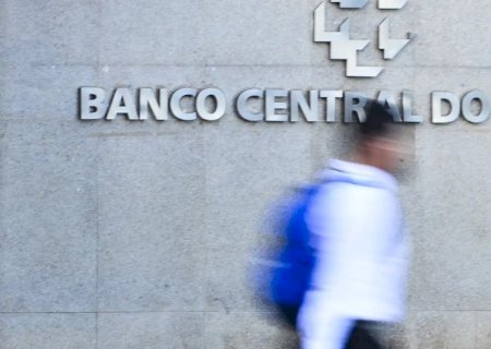 Copom avalia indicadores econômicos e decide sobre Selic