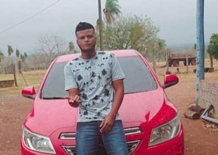 &ldquo;Foi uma barbaridade&rdquo;, diz m&atilde;e de jovem achado nu e com sinais de estupro