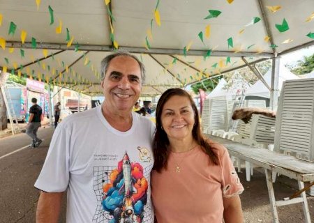 Casal organiza Festa da Padroeira h&aacute; 10 anos ainda espera passar o bast&atilde;o