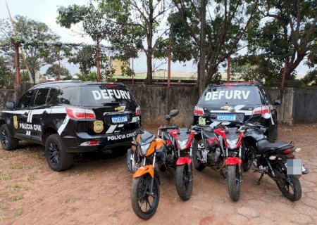 Grupo &eacute; preso com 6 motos em desmanche ap&oacute;s sequ&ecirc;ncia de furtos