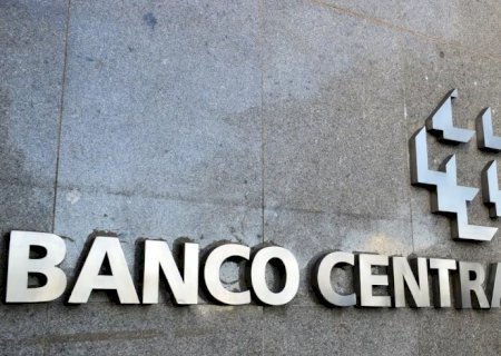 Mercado financeiro reduz previsão da inflação para 5% este ano